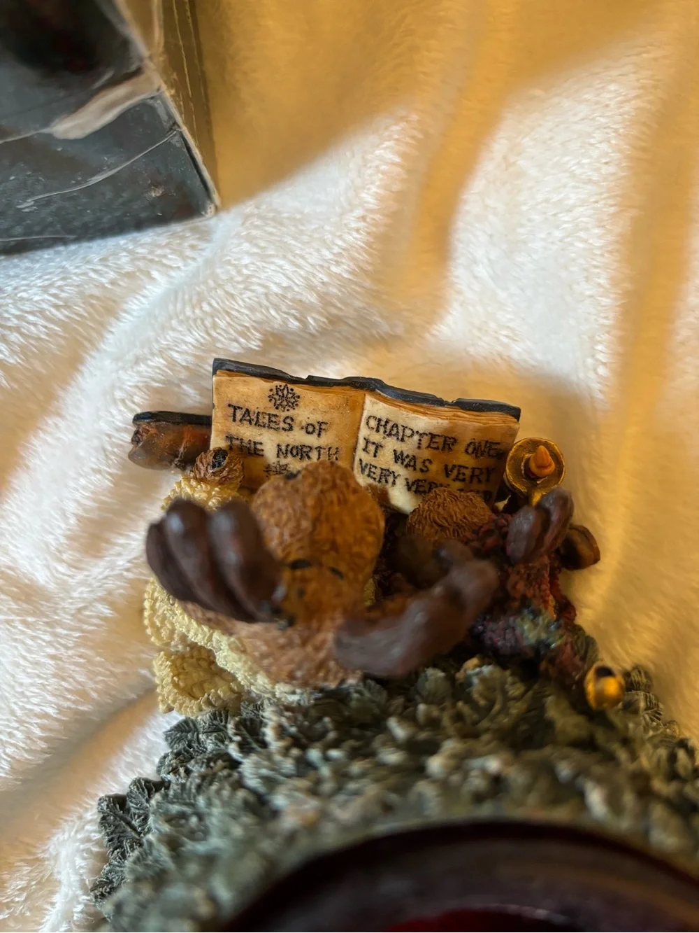 Boyd’s Bears and friends resin votive candle holder